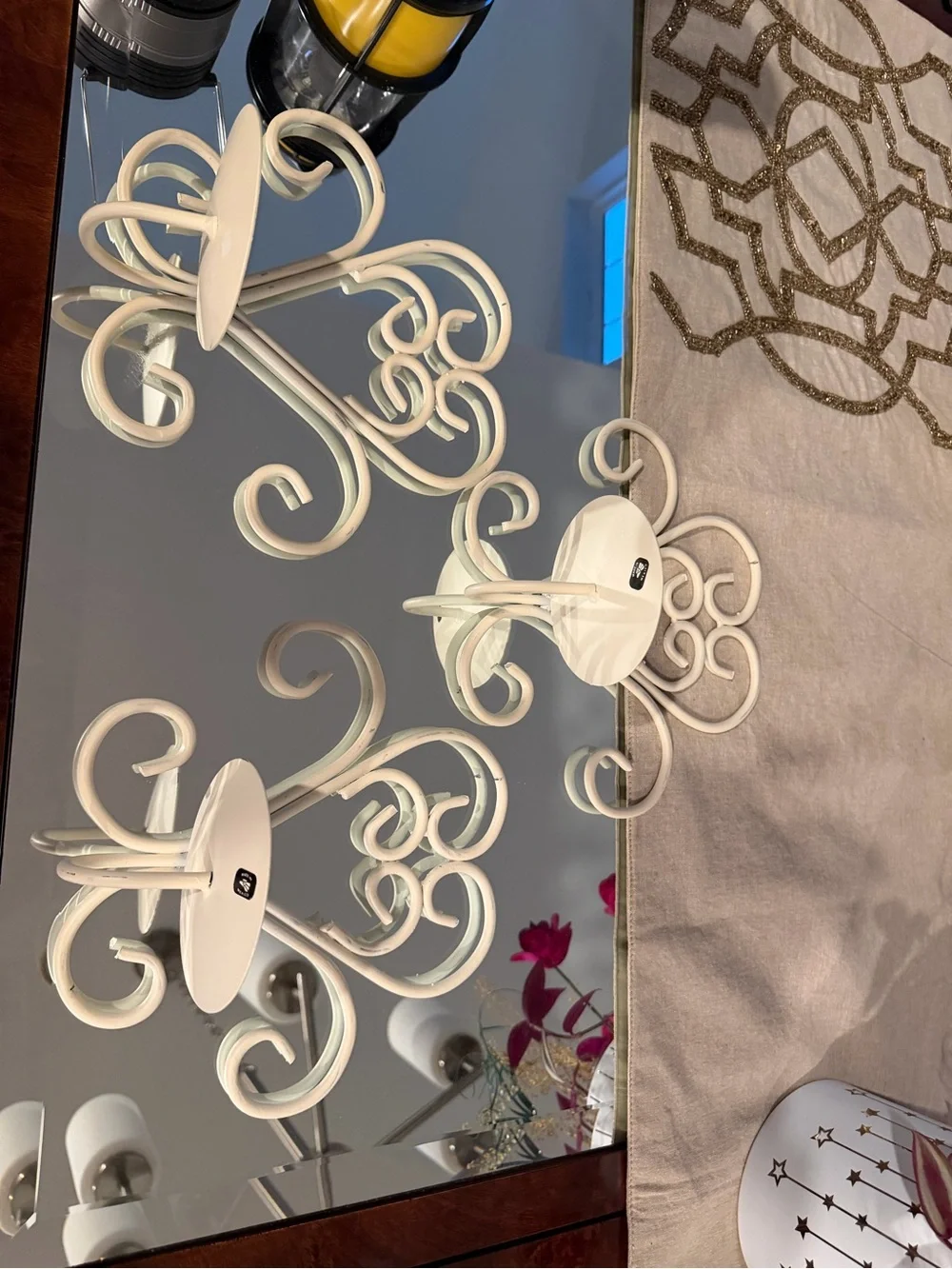 White Decorative Metal Wall Scroll Accent - Elegant Curled Design (set of 3)